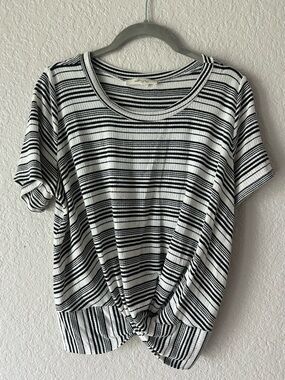 Sage USA Black White Striped Tee Large | Ribbed Knit Short Sleeve Casual Top